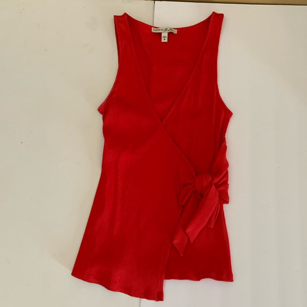 Express sleeveless top